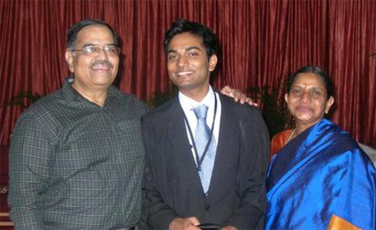 Saketa Raja with parents M Ratan and Chaya Ratan